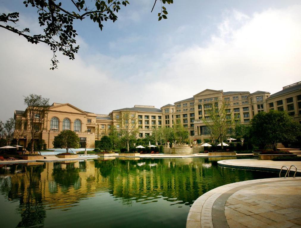 Landison Green Town Hotel Xinchang Luaran gambar